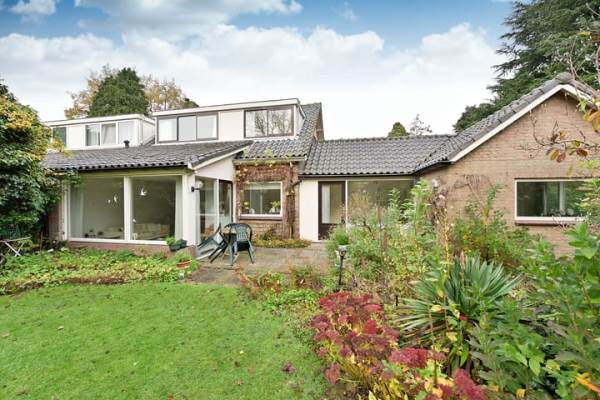 Woning van Ostadelaan 13 Muiderberg