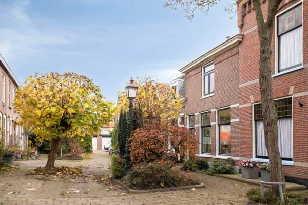 Woning Dr. van Rhijnstraat 12 Leiderdorp