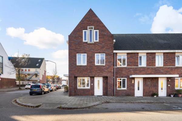 Woning Aagje Dekenstraat 41 Dordrecht