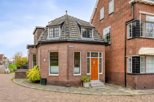 Woning Kerklaan 1 Capelle aan den IJssel