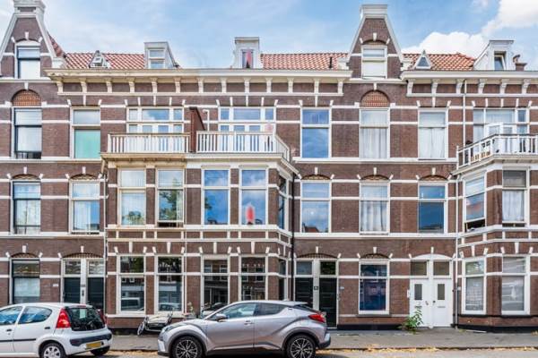 Woning Regentesselaan 329 Den Haag