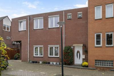 Woning Zure Vischsteeg 48 Maassluis