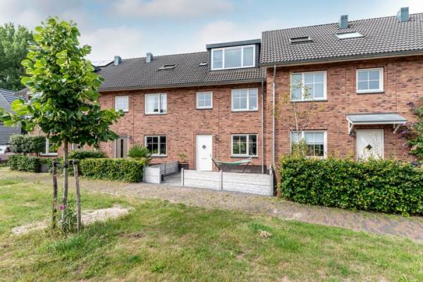 Woning Marie Curiestraat 32 Almere