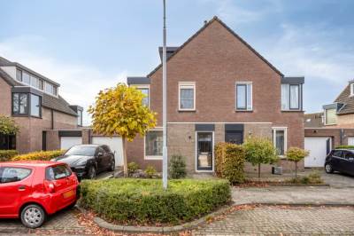 Woning Kamillestraat 8 Zevenbergen