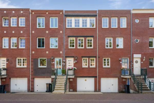 Woning Dom H. van der Laanstraat 29 Amsterdam
