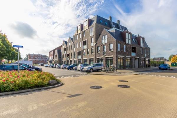 Woning Leliestraat 13B Roelofarendsveen
