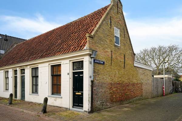 Woning Waalderstraat 13 Den Burg