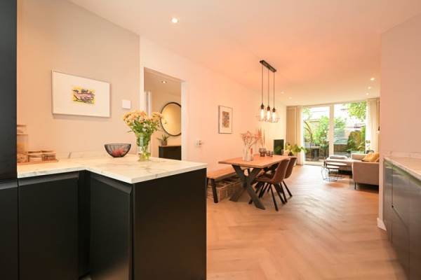 Woning Johannes Camphuijsstraat 239 Den Haag