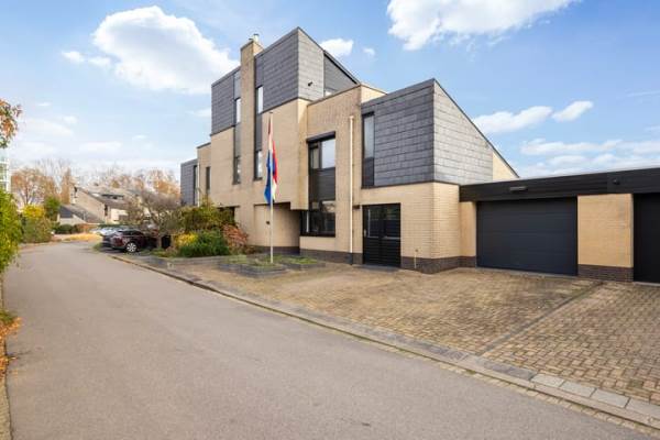Woning Volkerak 16 Zwijndrecht