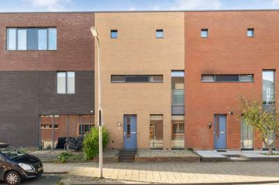 Woning Vroonhoevelaan 63 Alphen aan den Rijn