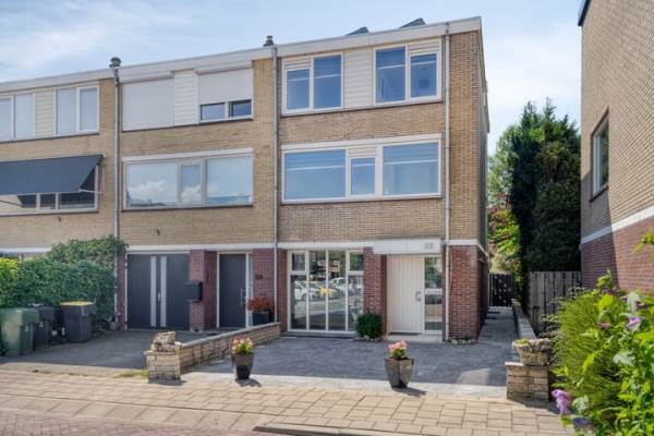 Woning Waalhavenstraat 28 Oud-Beijerland
