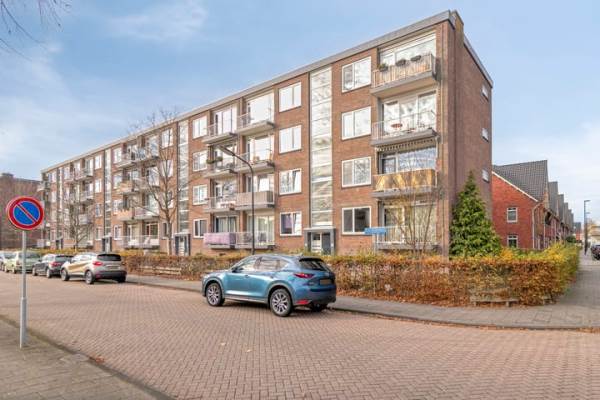 Woning G.A. Brederolaan 85D Maassluis