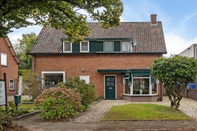 Woning van Lenneplaan 71 Soest
