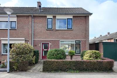 Woning Prins Johan Frisostraat 19 Willemstad