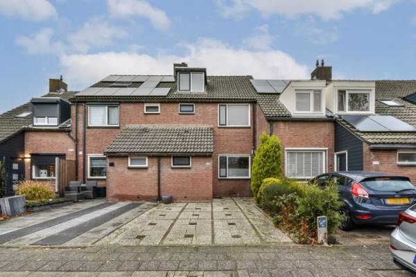 Woning Ring 158 Hendrik-Ido-Ambacht