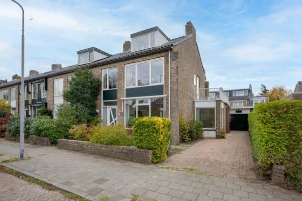 Woning Juliana van Stolberglaan 64 Voorschoten
