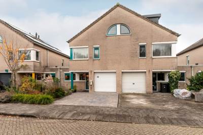 Woning Petuniastraat 13 Almere