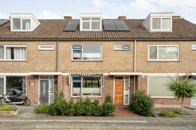 Woning H Roland Holststraat 9 Zwolle