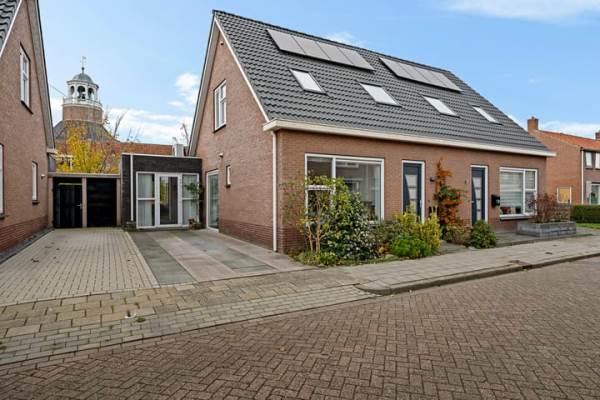 Woning van Loonstraat 1C St.-Annaparochie