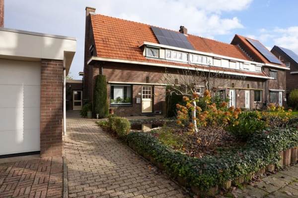 Woning Esdoornstraat 17 Geleen