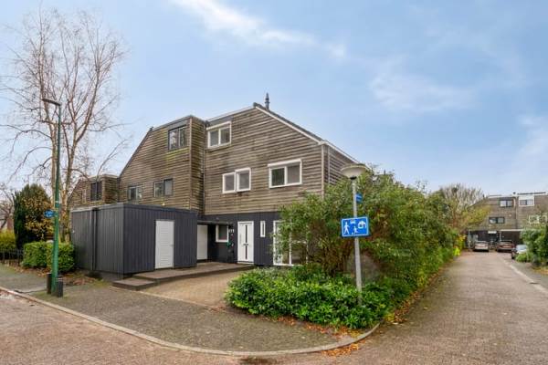 Woning Ambachtsmark 111 Almere