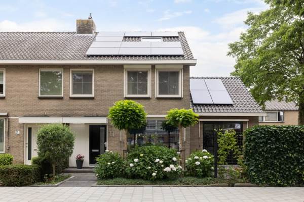 Woning IJdenhove 11 Hendrik-Ido-Ambacht