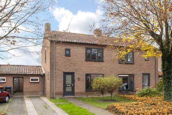 Woning Kornet van Limburg Stirumstraat 43 Olst