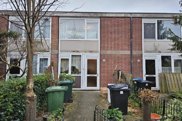 Woning Don Carloshof 15 Hoogvliet Rotterdam