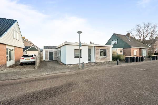 Woning Irisstraat 9 Hippolytushoef