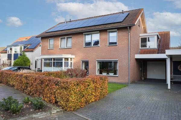 Woning van Loostraat 6 Ootmarsum