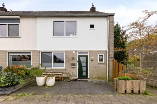 Woning L.C. van der Vlugtstraat 9 Almere