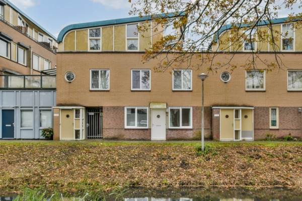 Woning Ibrahim Moustafapad 6 Amsterdam