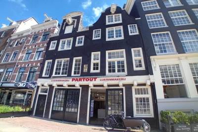 Woning Nieuwezijds Voorburgwal 45 Amsterdam