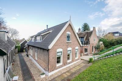 Woning Lekdijk 140 Ammerstol