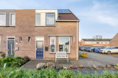 Woning Burgemeester van Weringstraat 79 Oude Pekela