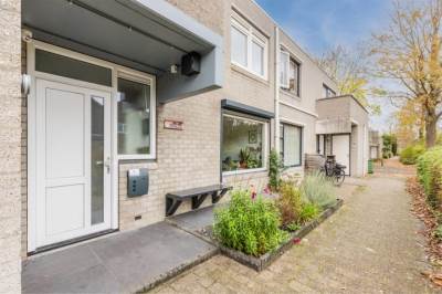 Woning Paardenweide 48 Zwaag