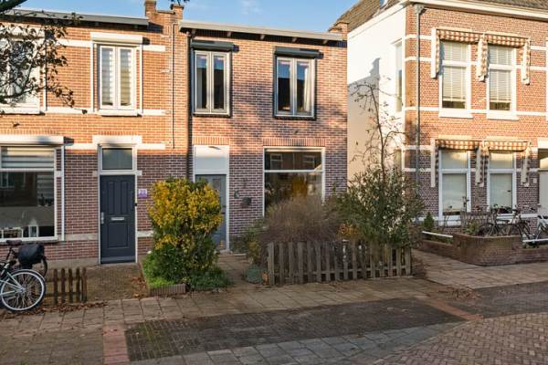 Woning Oranjestraat 18 Alphen aan den Rijn