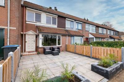 Woning Vloedlijn 50 Hellevoetsluis