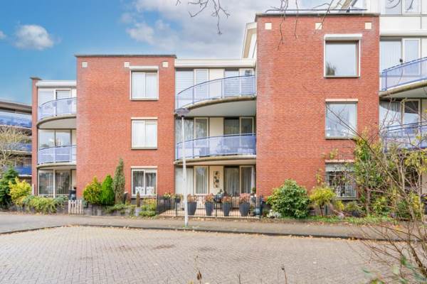 Woning Muiderslotpad 58 Hellevoetsluis