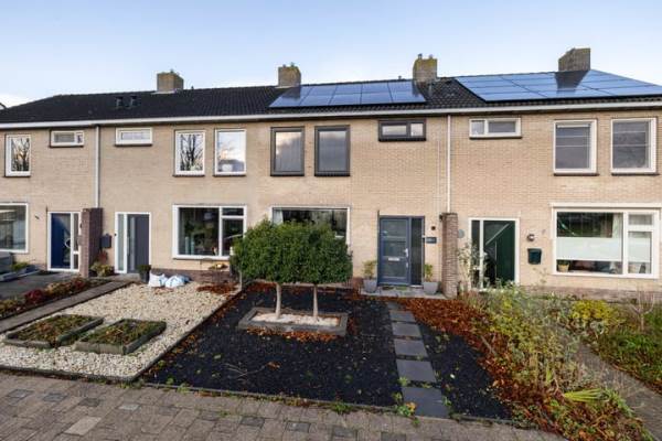 Woning Ds. S. Huismansstrjitte 49 Stiens