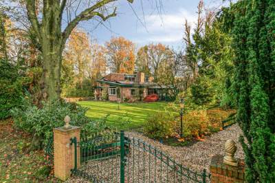 Woning Oude Meerdijk 153 Emmen
