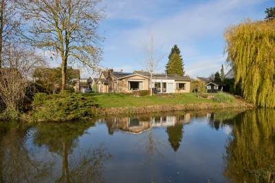 Woning van Middelhovenstraat 42 Axel