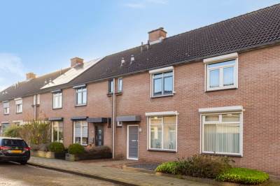 Woning Julianastraat 13 Axel
