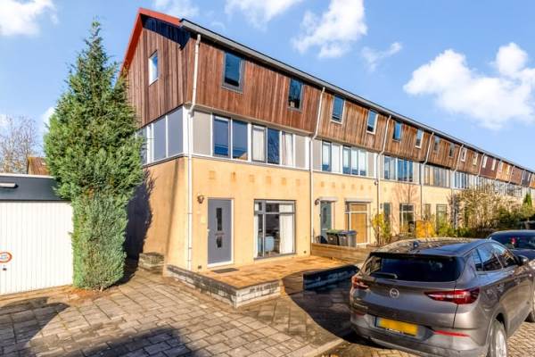 Woning Tarantellastraat 1 Almere