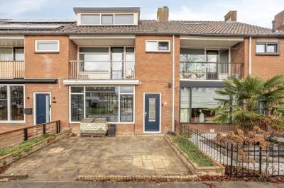 Woning Weteringsingel 28 Hendrik-Ido-Ambacht