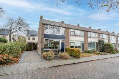 Woning Arie van Drielstraat 19 Puttershoek