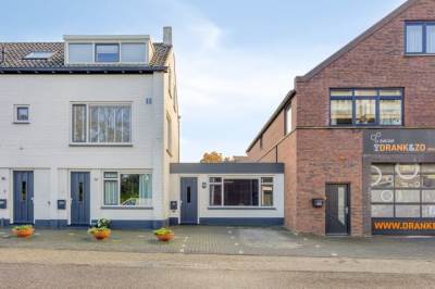 Woning Langeweg 22 Roelofarendsveen