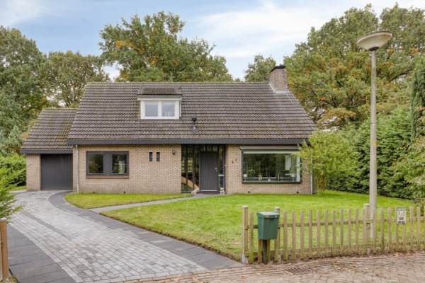 Woning Houtweg 8 Holten