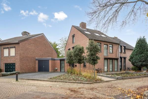 Woning Titanenhof 1 Maastricht