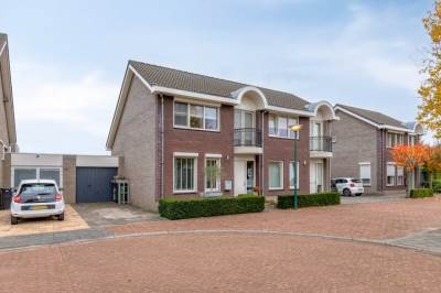 Woning De Esdoorn 11 Budel